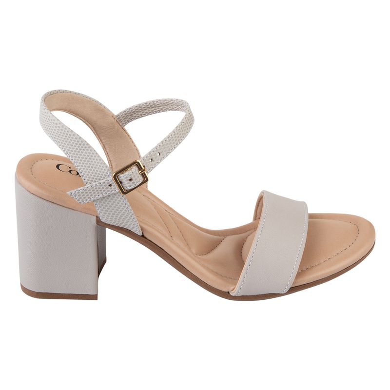 Sandalias-con-ancho-para-mujer