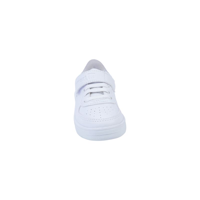 Zapatos-deportivos-para-niño-pequeño
