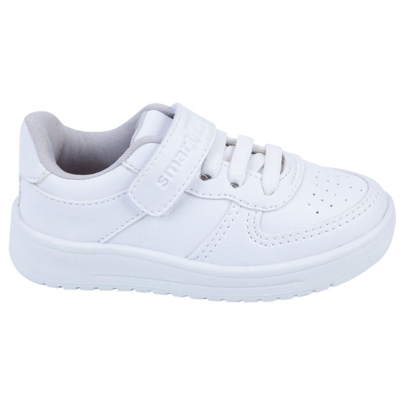 Zapatos-deportivos-para-niño-pequeño