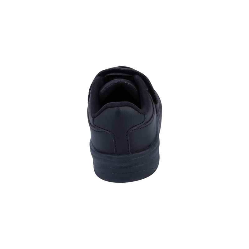 Zapatos-deportivos-para-niño-pequeño