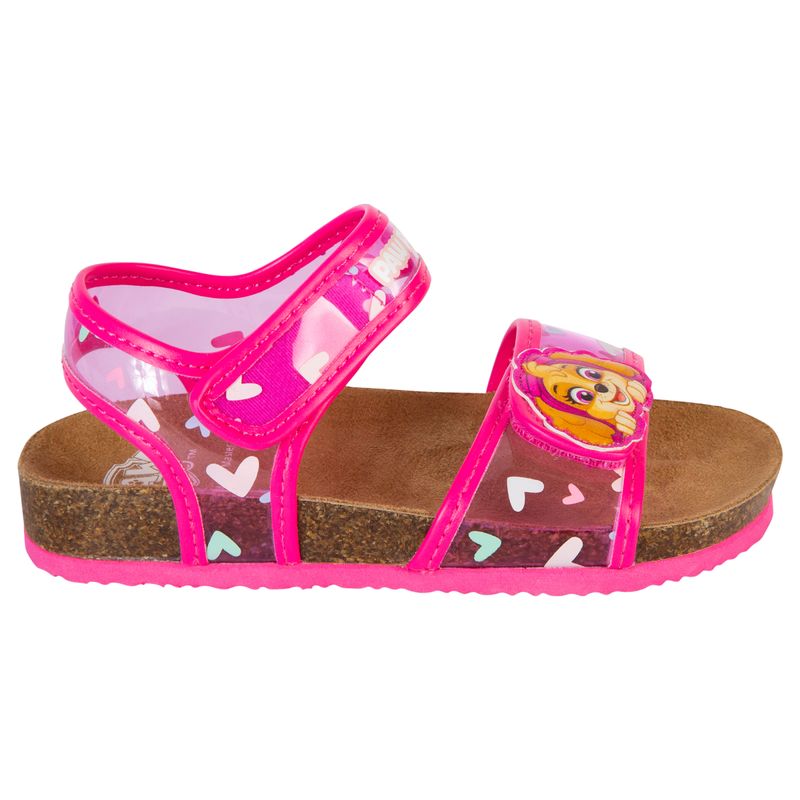 Sandalias-planas-para-niña-pequeña