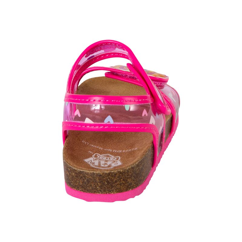 Sandalias-planas-para-niña-pequeña