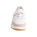 Zapatos-deportivos-para-niño-pequeño
