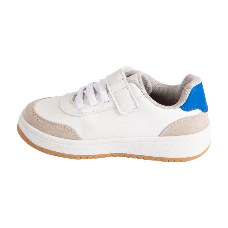 Zapatos-deportivos-para-niño-pequeño